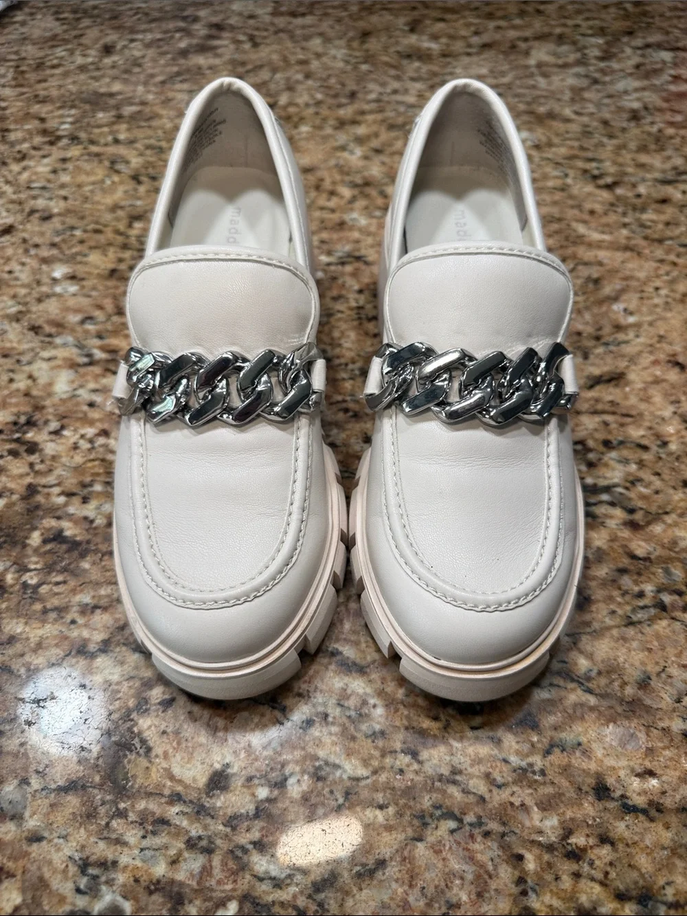 MADDEN GIRL Hoxtonn Womens Chunky Loafers size 8.5 color bone